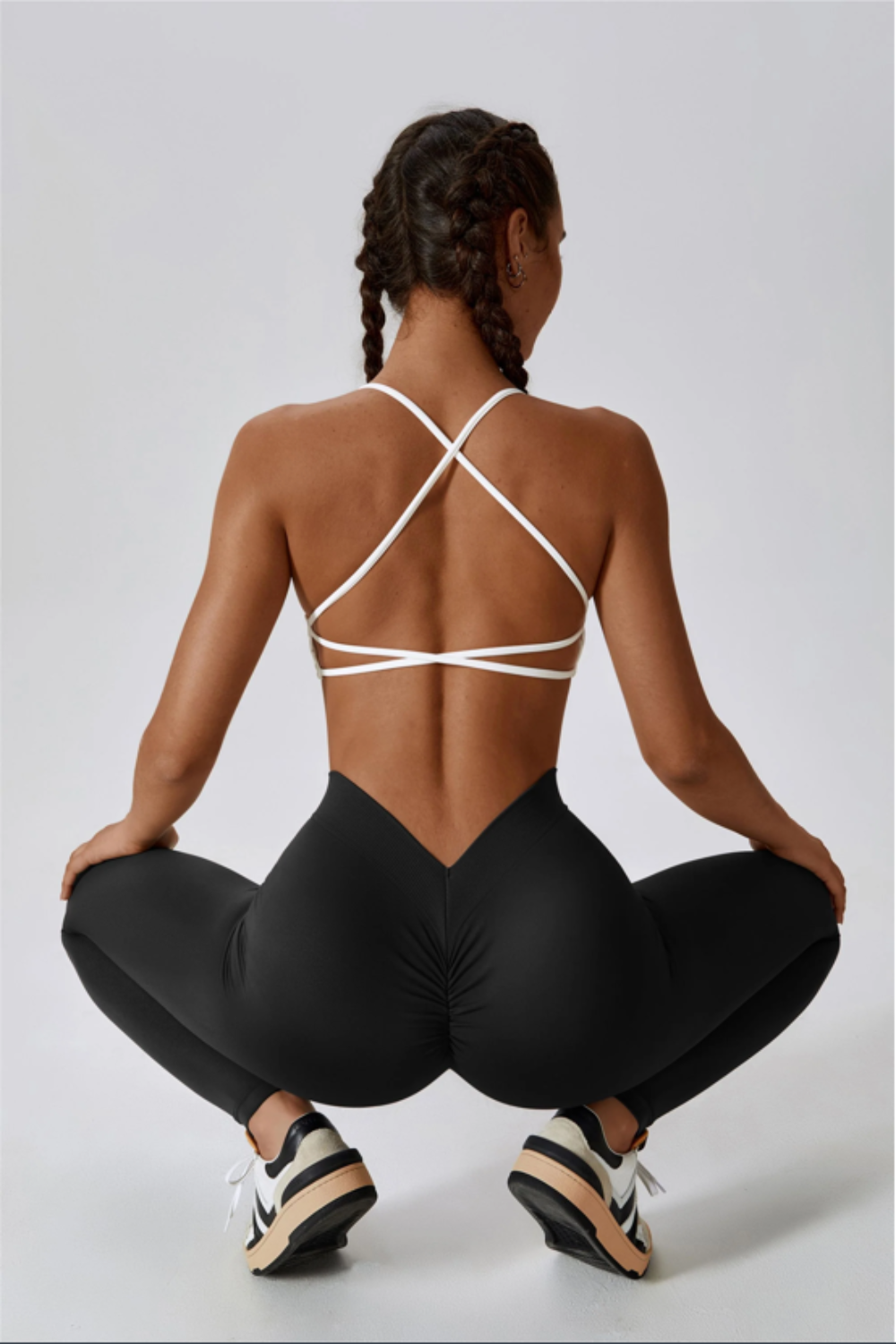 VENTURE v-back leggings – Lamoille Yoga
