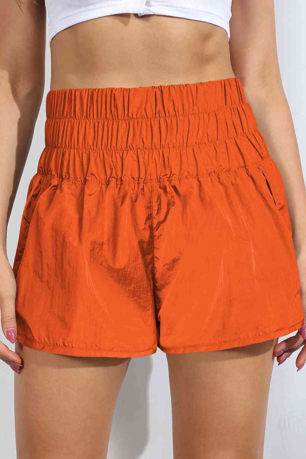 LAILA shorts