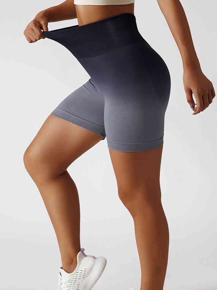 YOU'RE A PEACH gradient shorts