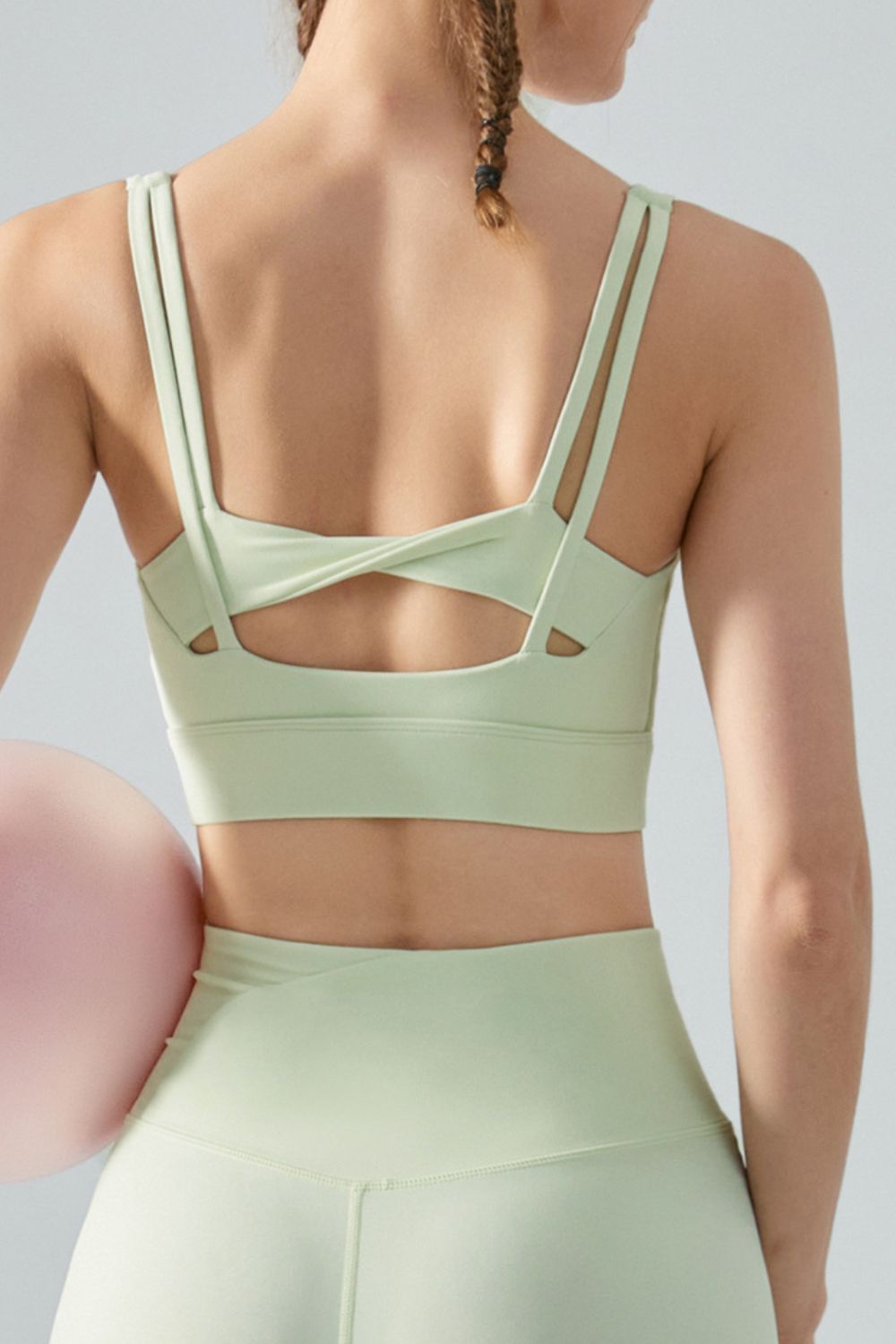 CUT IT OUT twisted bra - Lamoille Yoga