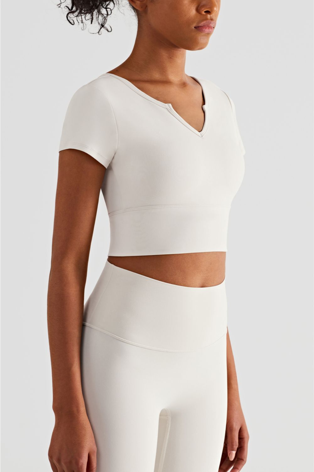 SALUTATION cropped tee - Lamoille Yoga