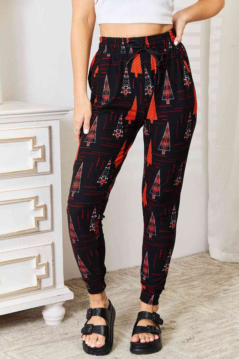 HOLIDAY TREE joggers