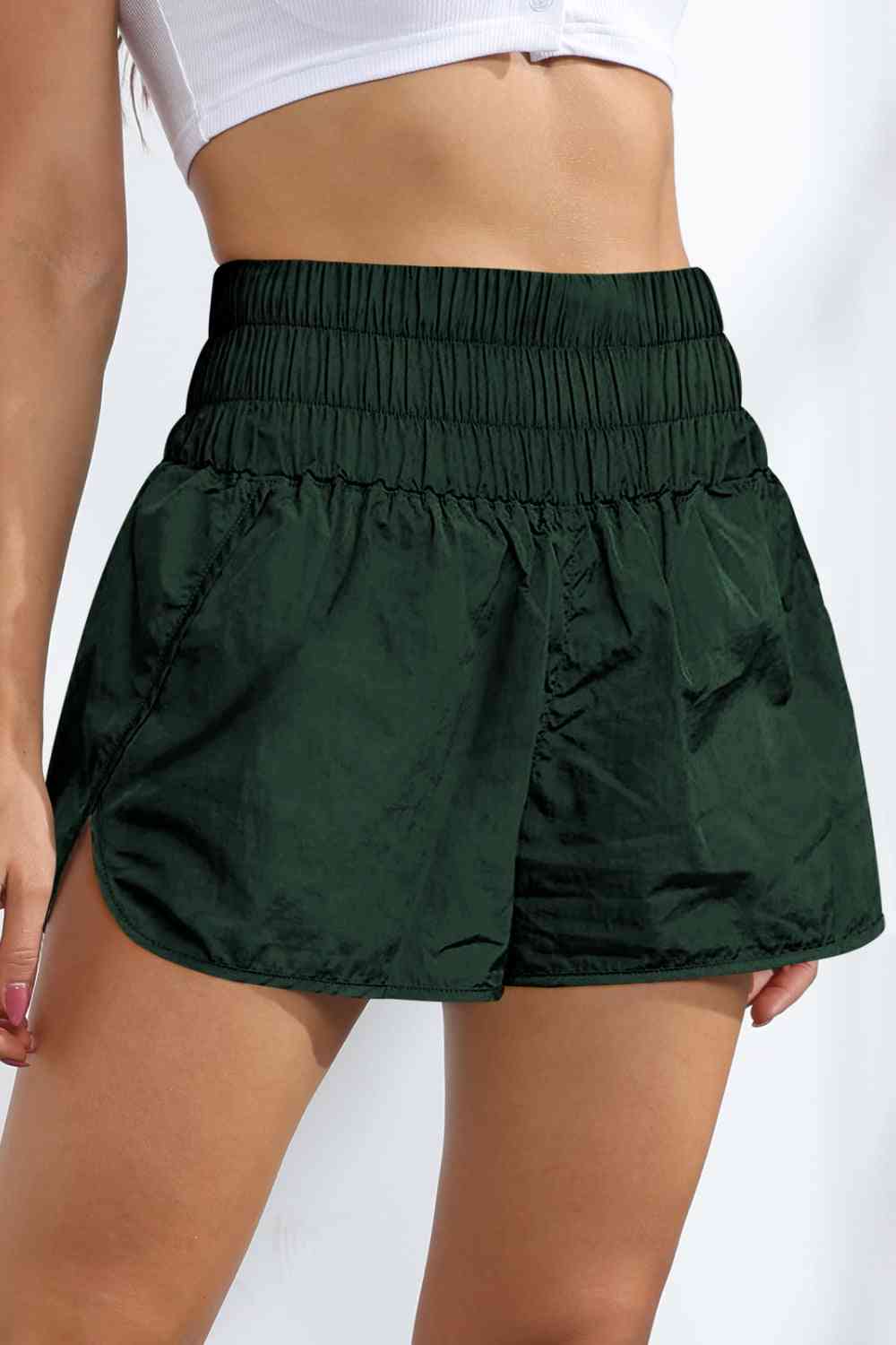 LAILA shorts