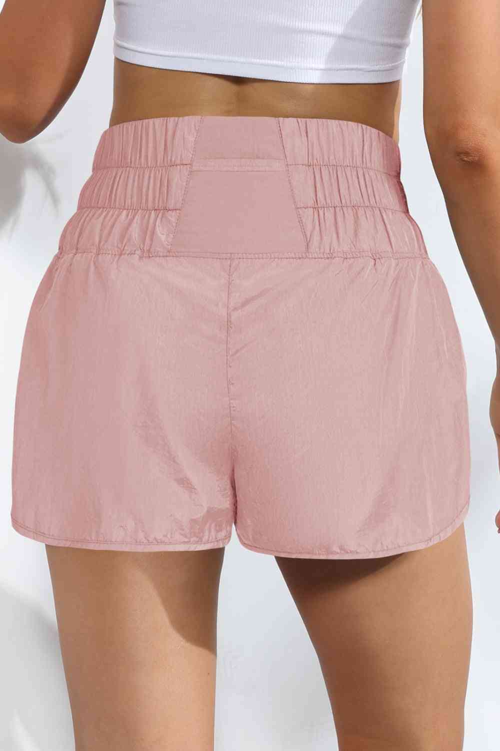 LAILA shorts