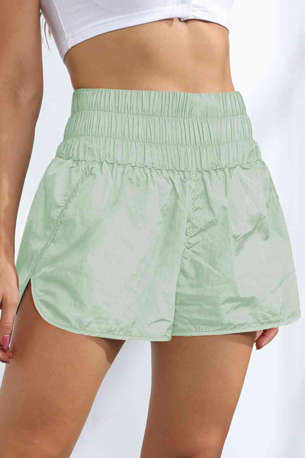 LAILA shorts