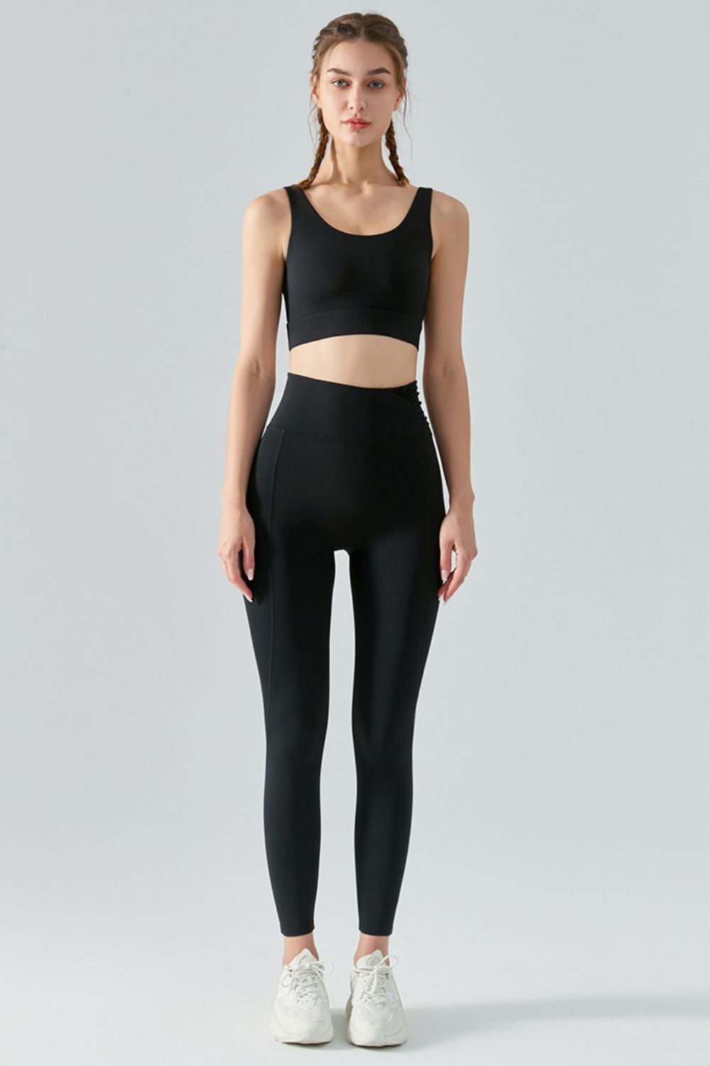 CUT IT OUT twisted bra - Lamoille Yoga