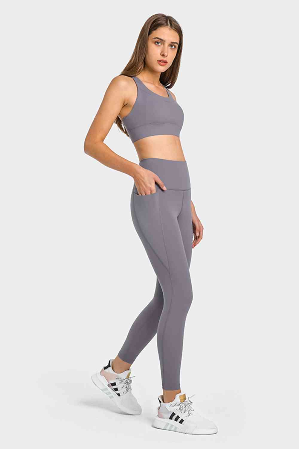 AIRLIFT basics with pockets