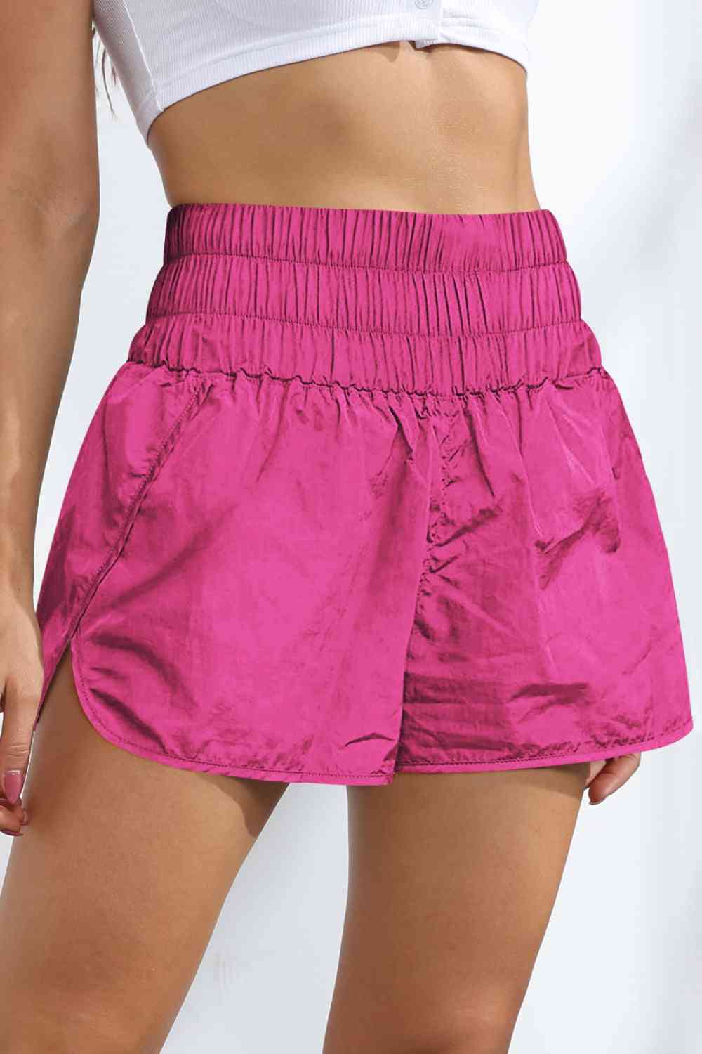 LAILA shorts