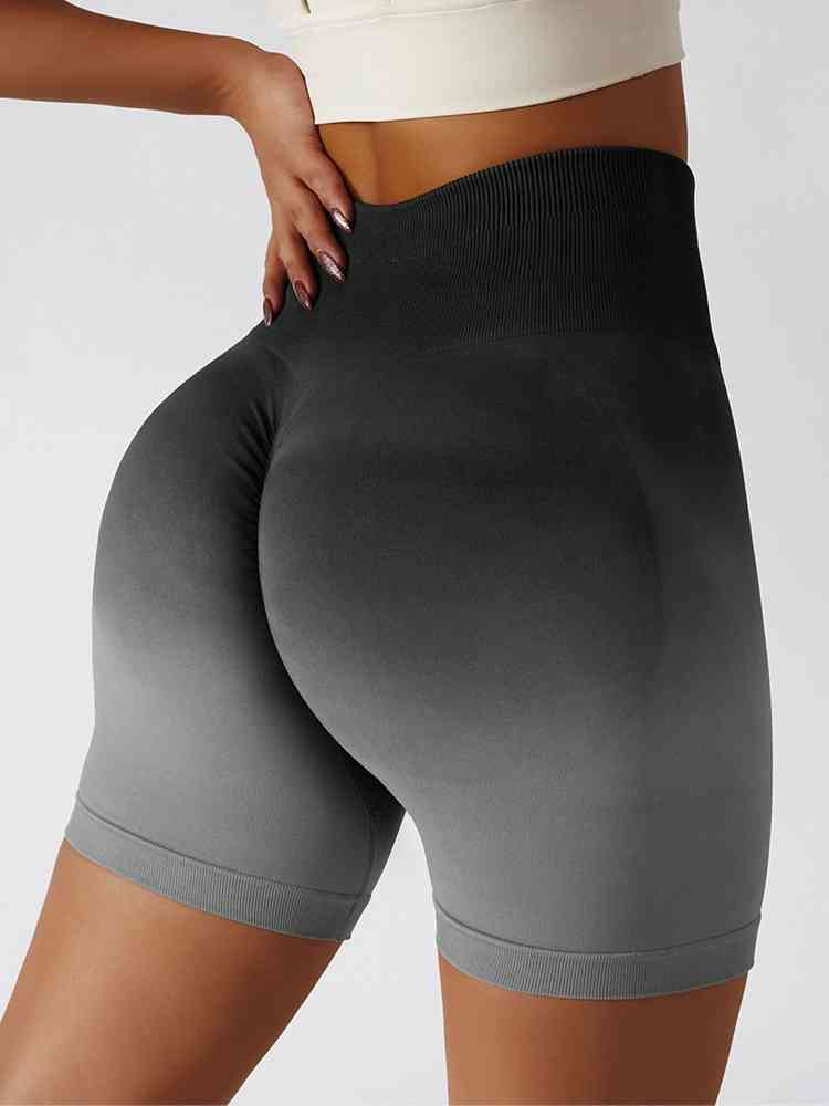 YOU'RE A PEACH gradient shorts