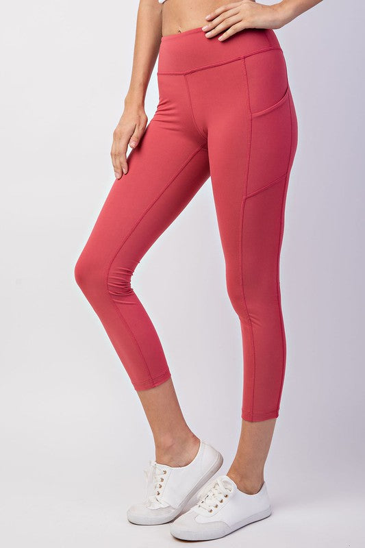 FAST & FREE capri leggings