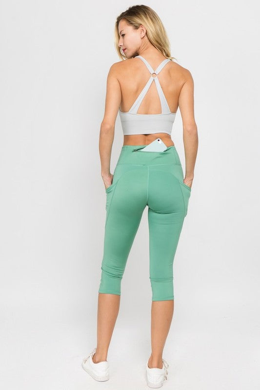 FAST & FREE pocket capri leggings