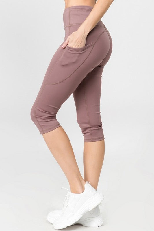 FAST & FREE pocket capri leggings