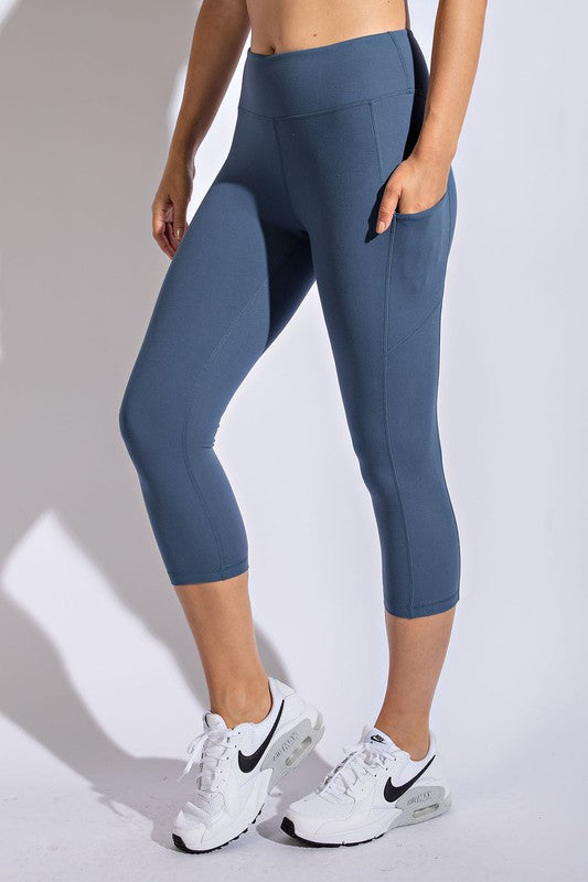 FAST & FREE capri leggings