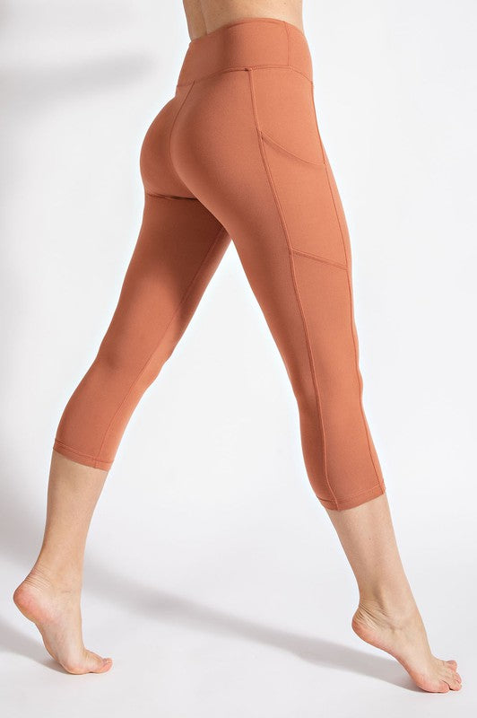 FAST & FREE capri leggings